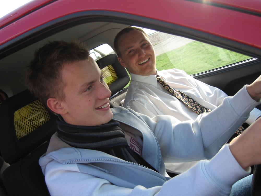 driving lessons in reigate